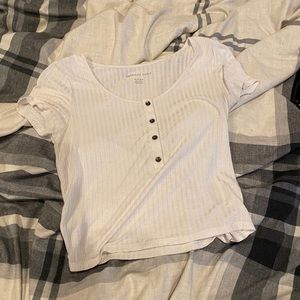 American eagle cropped shirt
